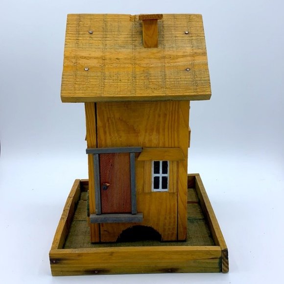 Antiques Birdhouse - Picture 4 of 11